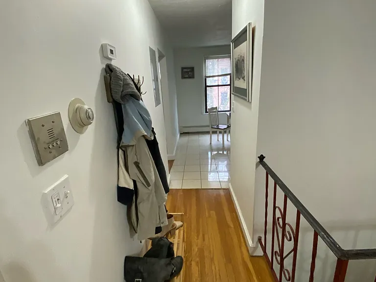 20 Hanson St #1 — Photo 5