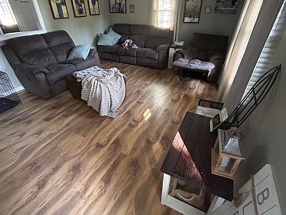 5th image of 238 Randall Dr