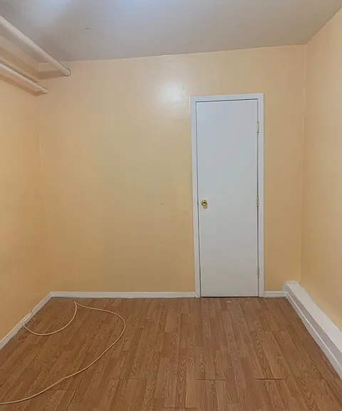 Bdrm 1 (with a closet)