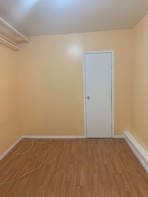 Bdrm 1 (w a closet)