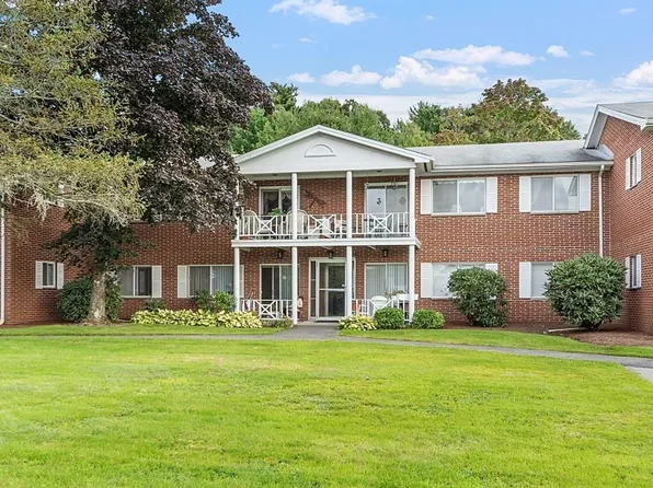 25 Bayberry Dr APT 4, Sharon, MA 02067