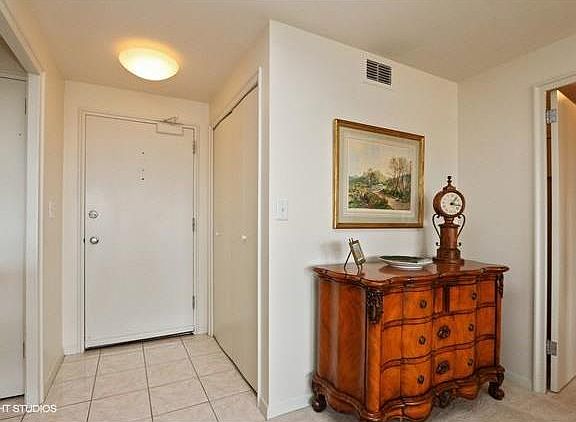 2nd image of 221 W 48th St APT 1505