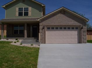 127 Lynn Dr, Berea, KY 40403