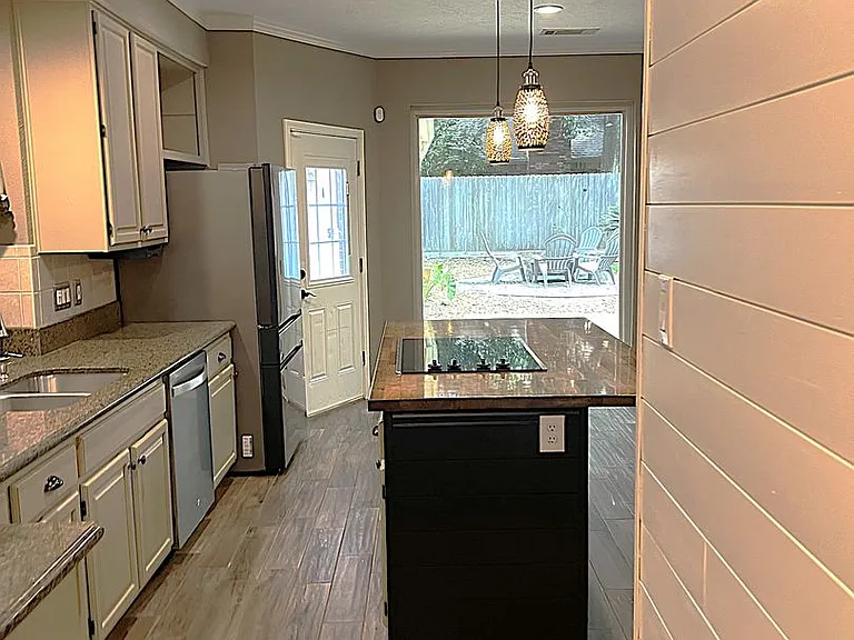 3607 Spring Arbor Way — Photo 7