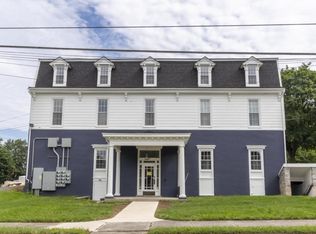 713 Locust St APT 4, Lebanon, PA 17042