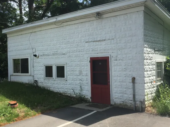 35 High St, Amherst, MA
