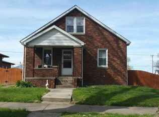 1311 12th St, Highland, IL 62249