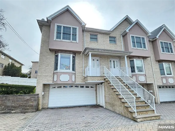 425 West St APT 4, Fort Lee, NJ 07024