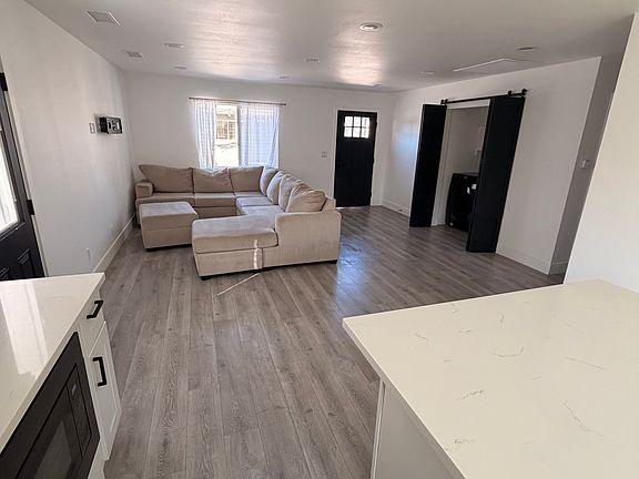 3rd image of 1446 W 219th St