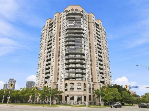 220 Forum Dr #412, Mississauga, ON L4Z 4K1