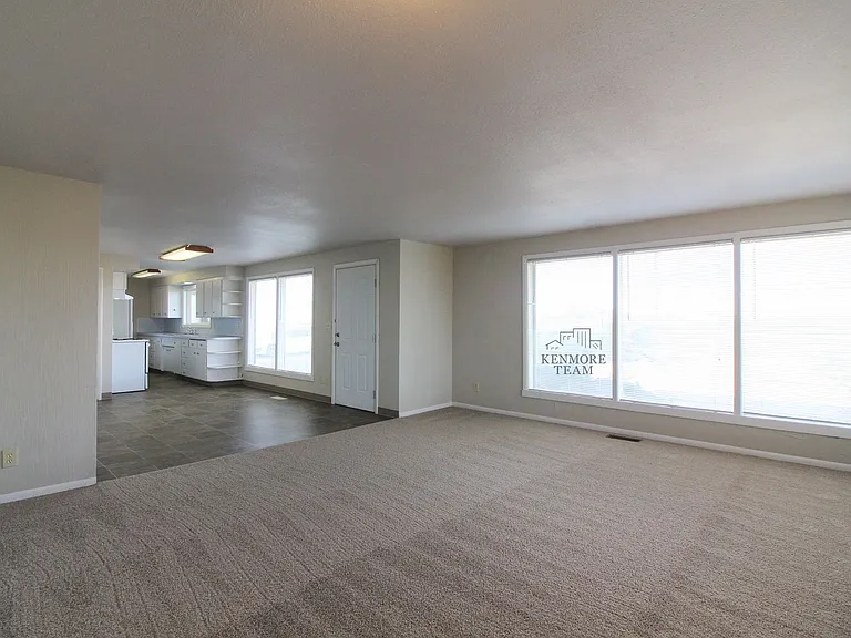 10111 Eltopia West Rd — Photo 8