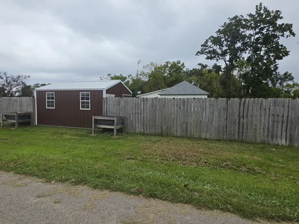 1600 W Snoddy Rd, Covington, IN 47932