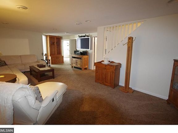 5th image of 201 Brookdale Dr