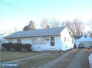 424 W Park Ave, Maple Shade, NJ 08052