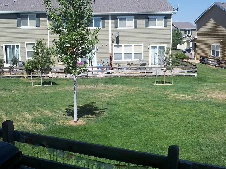 372 Smith Cir — Photo 2
