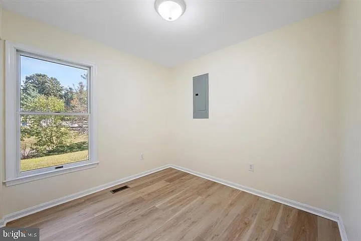 852 Morgan Pl — Photo 28