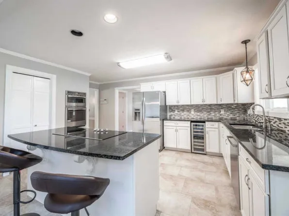 1724 Bahama Rd, Lexington, KY 40509