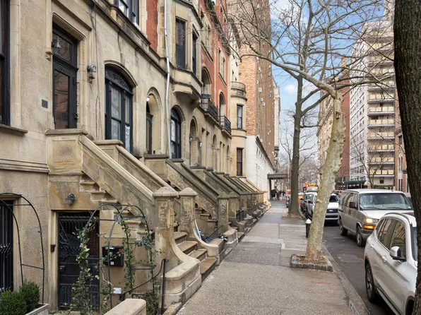 51 West 73rd Street image 16 of 16