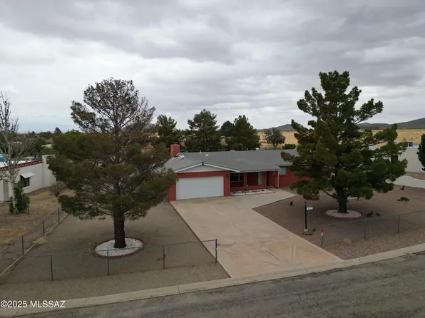 902 E Christmas Tree Ln, Pearce, AZ 85625