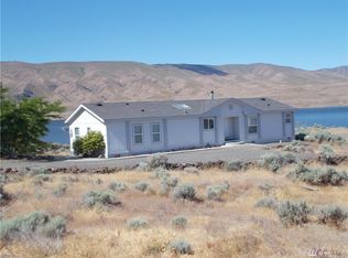 608 Grant Pl SW, Mattawa, WA 99349