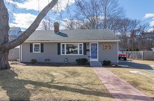 2nd image of 35 Vista Dr
