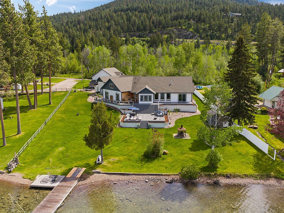 1st image of 42818 La Bella Ln