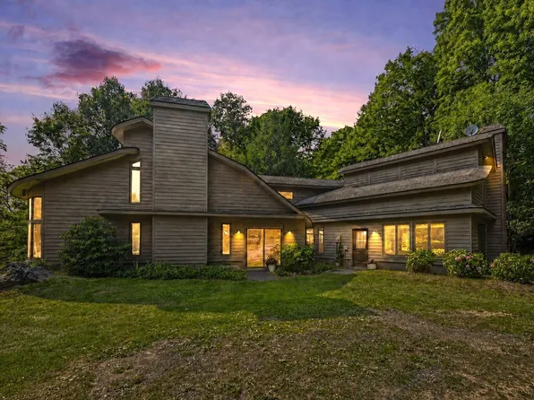 715 Sequanota Rd, East Jordan, MI 49727