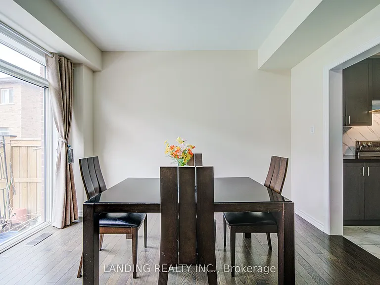 2084 Duberry Dr — Photo 17