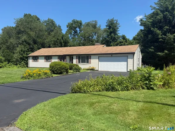 4 Sandpiper Drive, Bloomfield, CT 06002