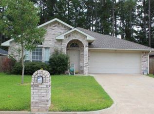 631 Frederick Cir, Flint, TX 75762