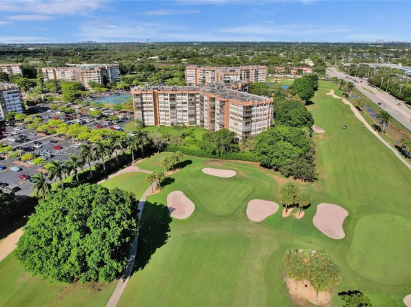 1100 Saint Charles Pl APT 703, Hollywood, FL 33026