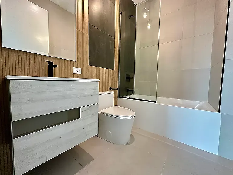 139 Frost St #4D — Photo 22