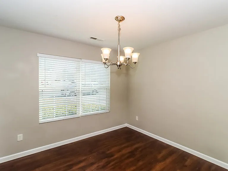6805 Fawn View Dr — Photo 8