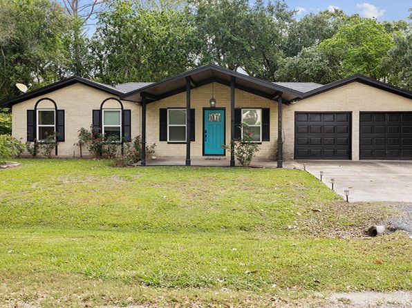 1415 Palm Dr