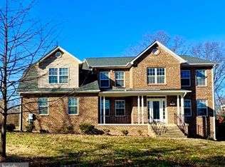 725 Gleneagles Dr, Fort Washington, MD 20744