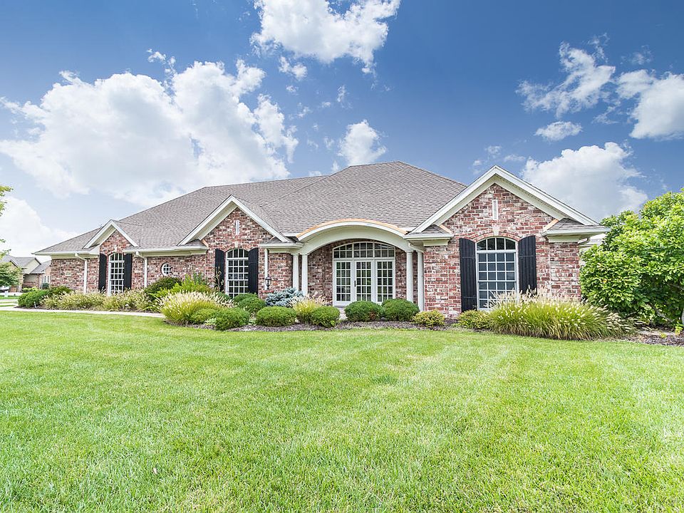 1st image of 2710 Bristol Lake Dr