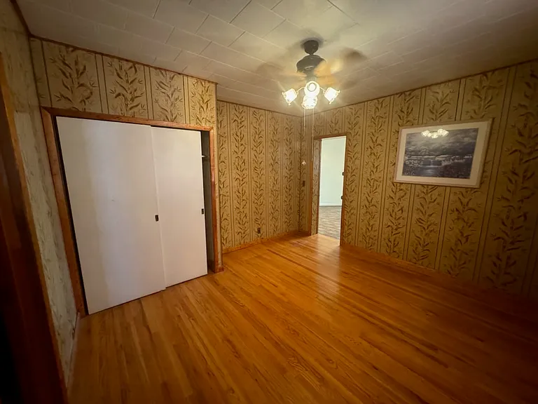 330 Stuyvesant Ave #1 — Photo 13