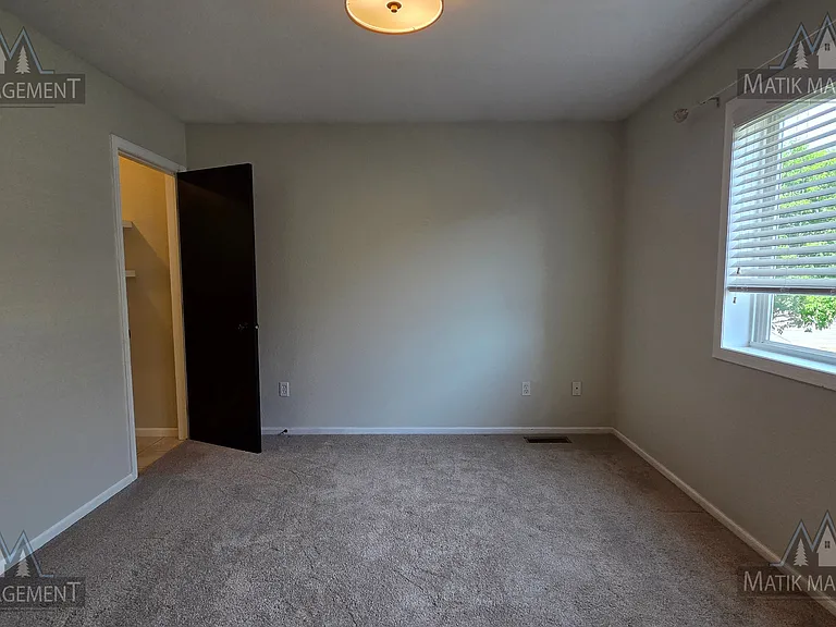 4287 Trumpeter Dr SE — Photo 22