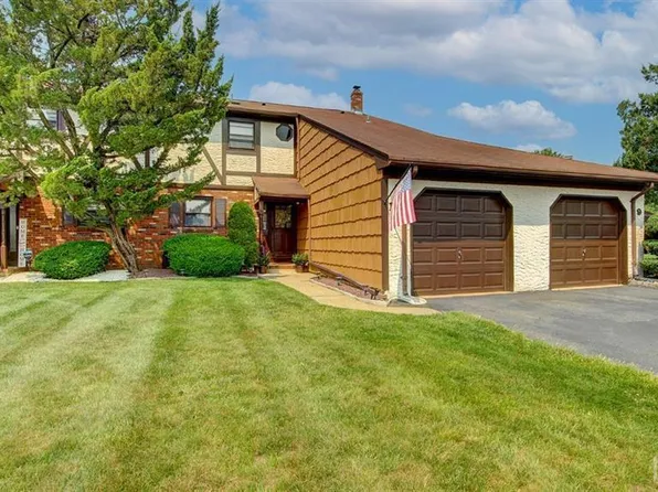 10 Cheltenham Pl, Sayreville, NJ 08872