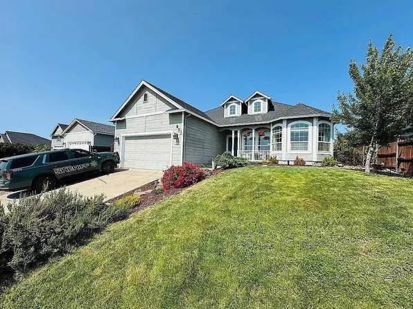 1171 Highlands Dr, Eagle Pt, OR 97524