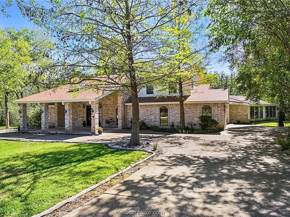 4591 Sandpiper Cv, College Station, TX 77845