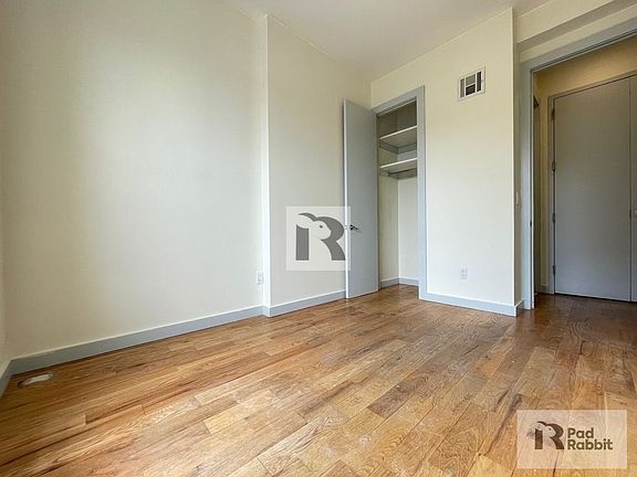 4th image of 690 Prospect Pl #1A
