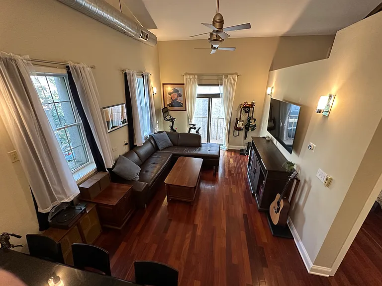1309 N Lawrence St #10 — Photo 1