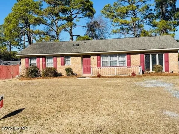4641 Middlesex Rd, Wilmington, NC 28405