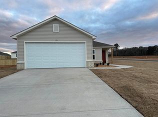 15 Swayze Rhys Ln, Cabot, AR 72023