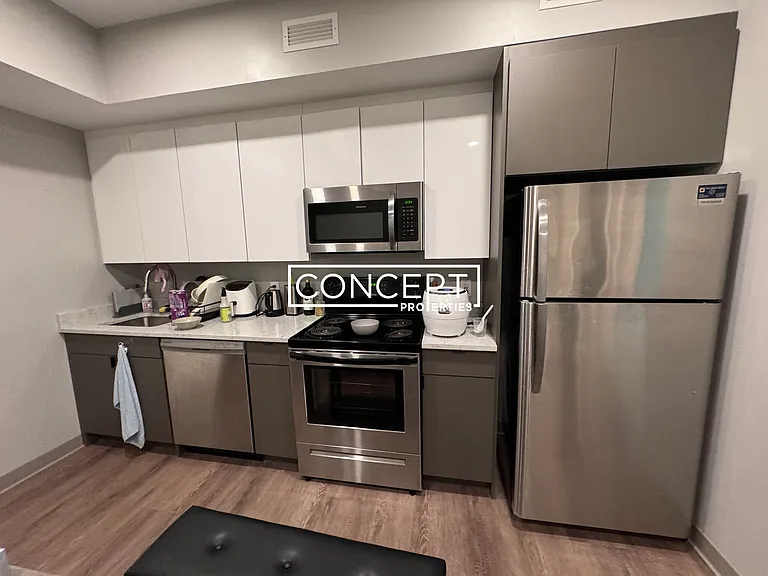 109 Hemenway St #309 — Photo 1