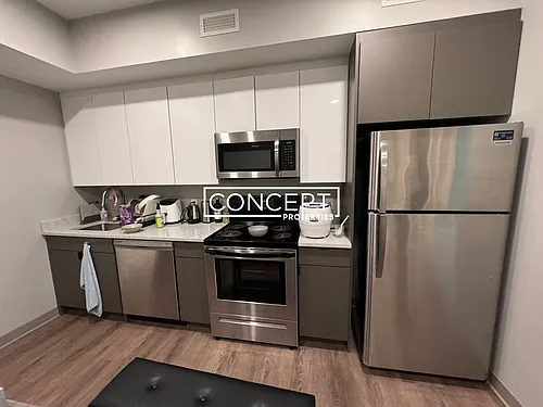 109 Hemenway St #309 Photo 1