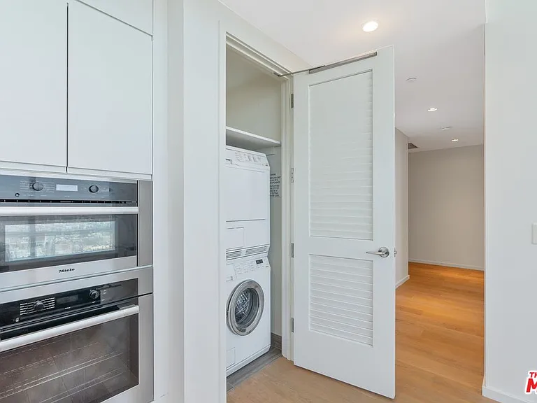 877 Francisco St #4202 — Photo 18