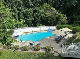 22 Glenberry Ct, Phoenix, MD 21131