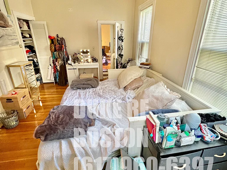 28 Cumberland St #4 — Photo 12